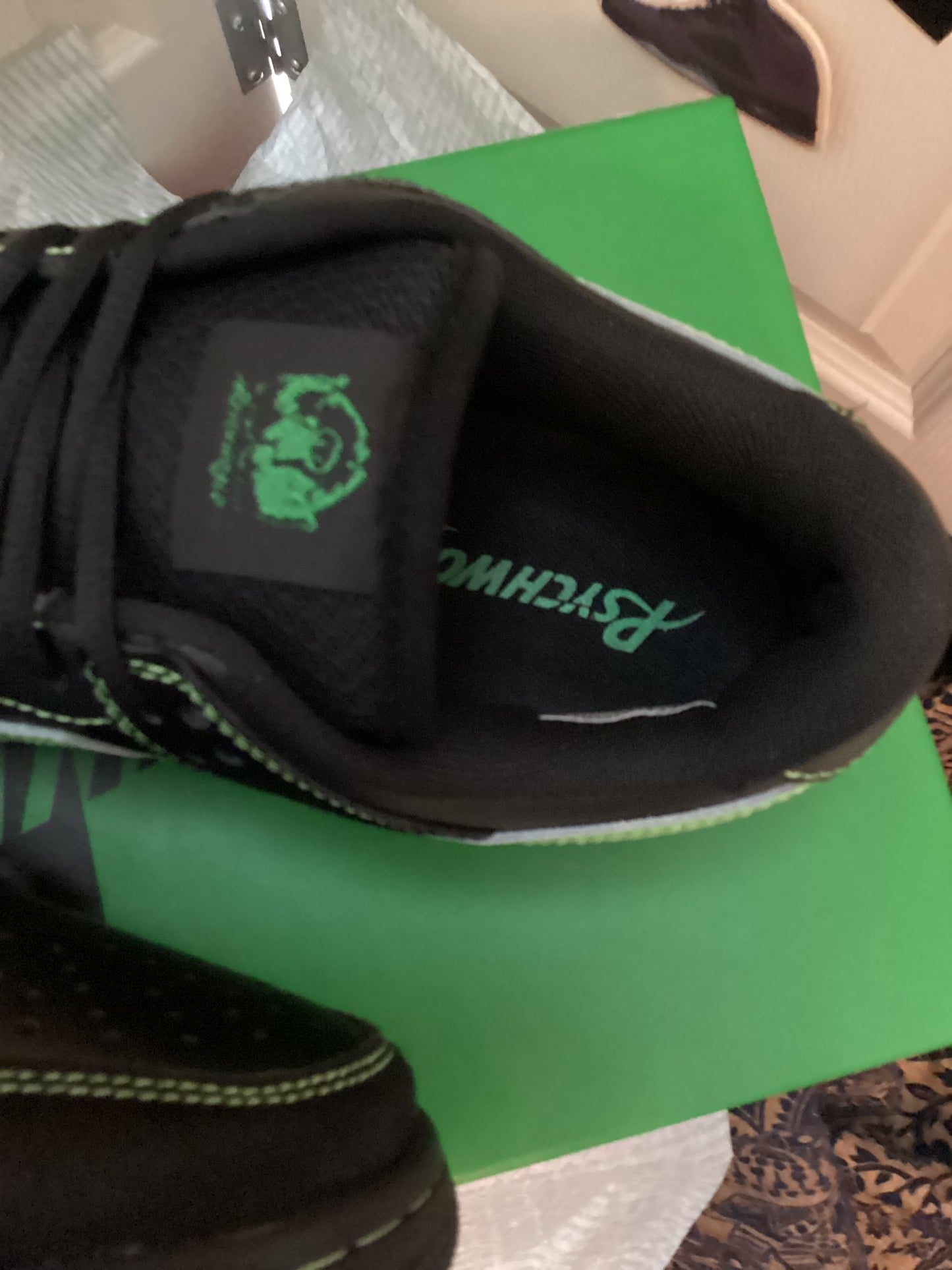 Psychworld Low Pro Sneakers – Black/Green – Rare Drop – Men’s Size 8