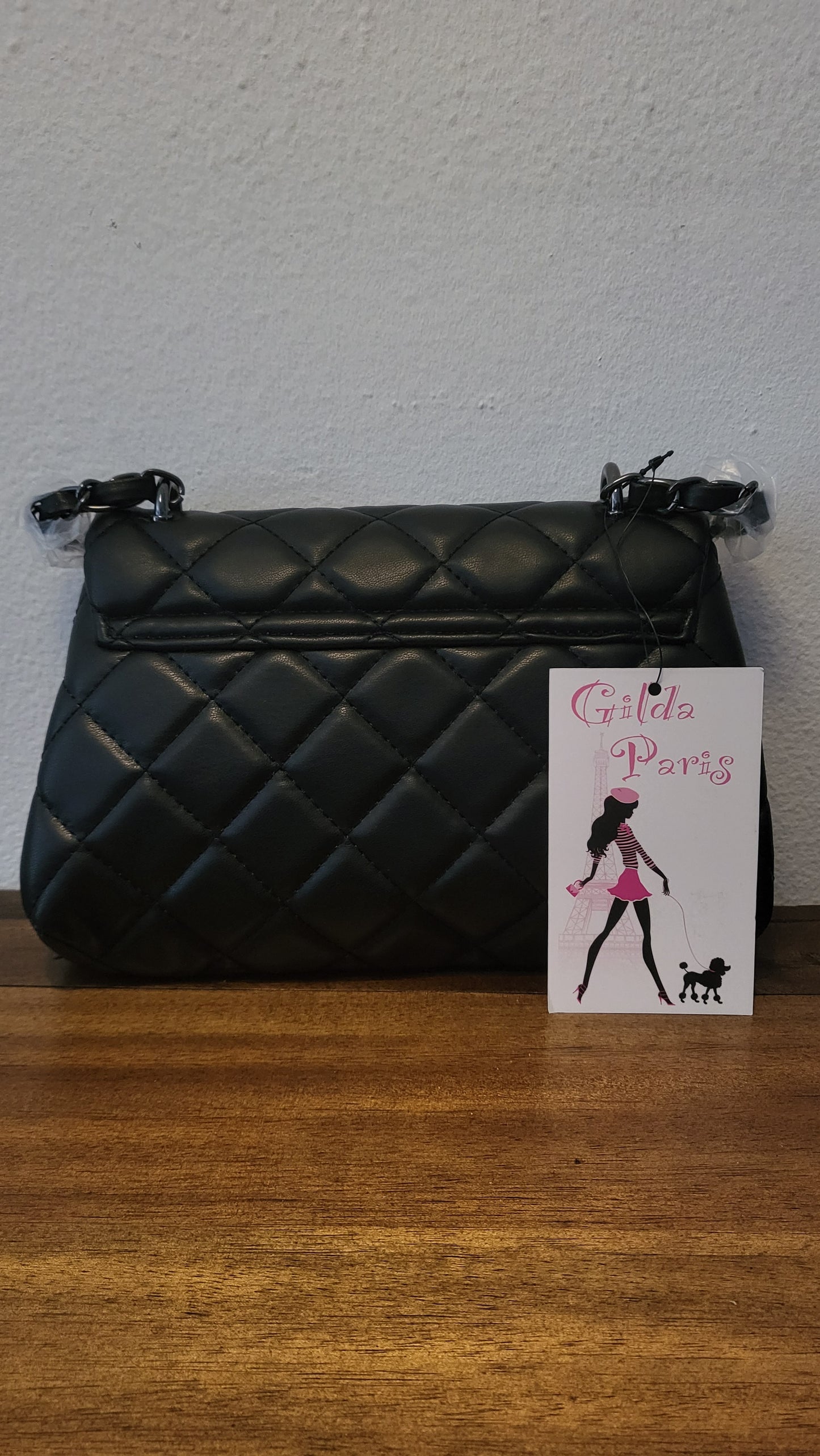 Gilda Paris Padded Messenger Bag – Black | Boutique Style Under $70