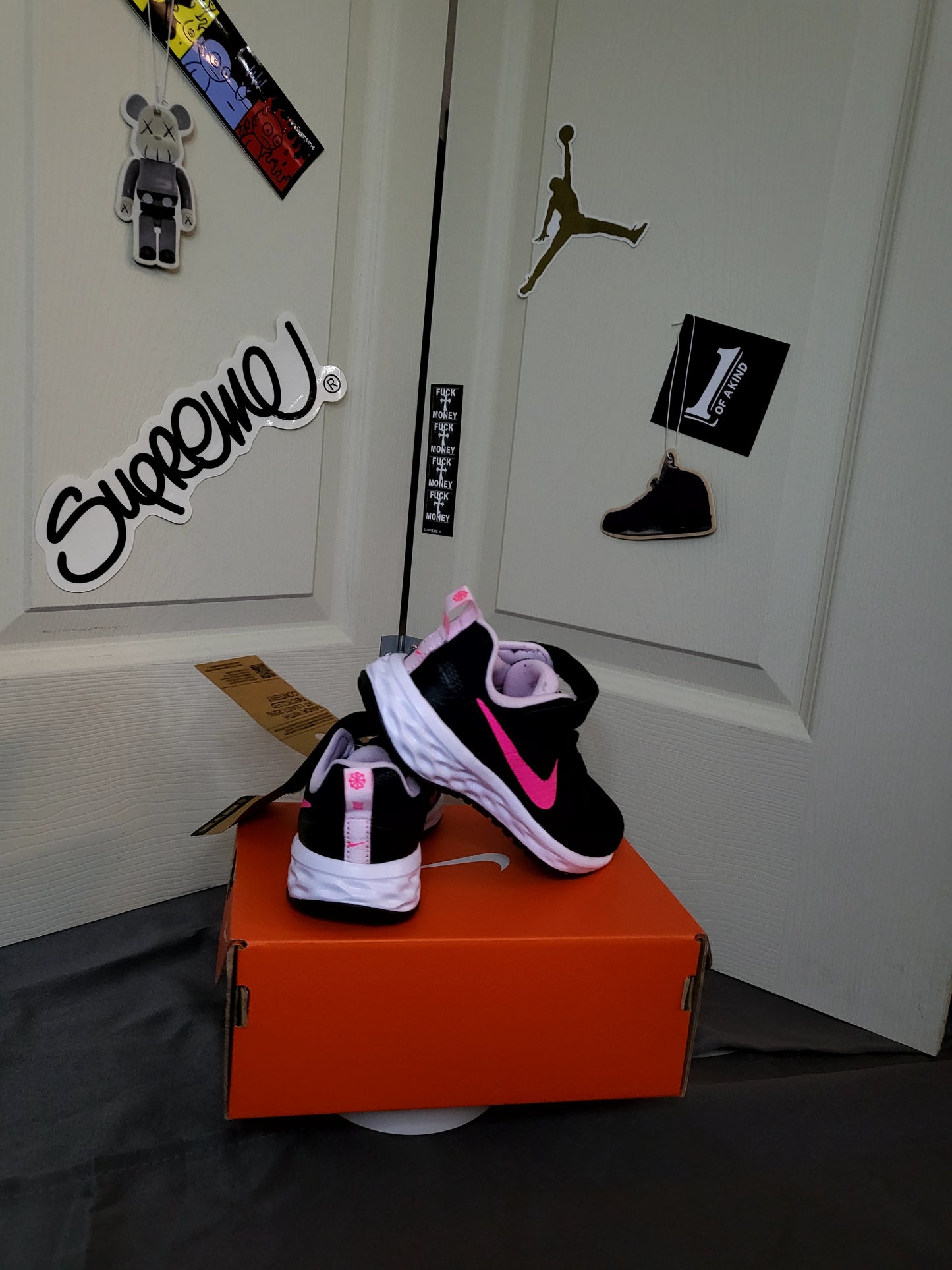 Nike Revolution 6 NN kids shoes in black and pink, size 10C, brand new in box