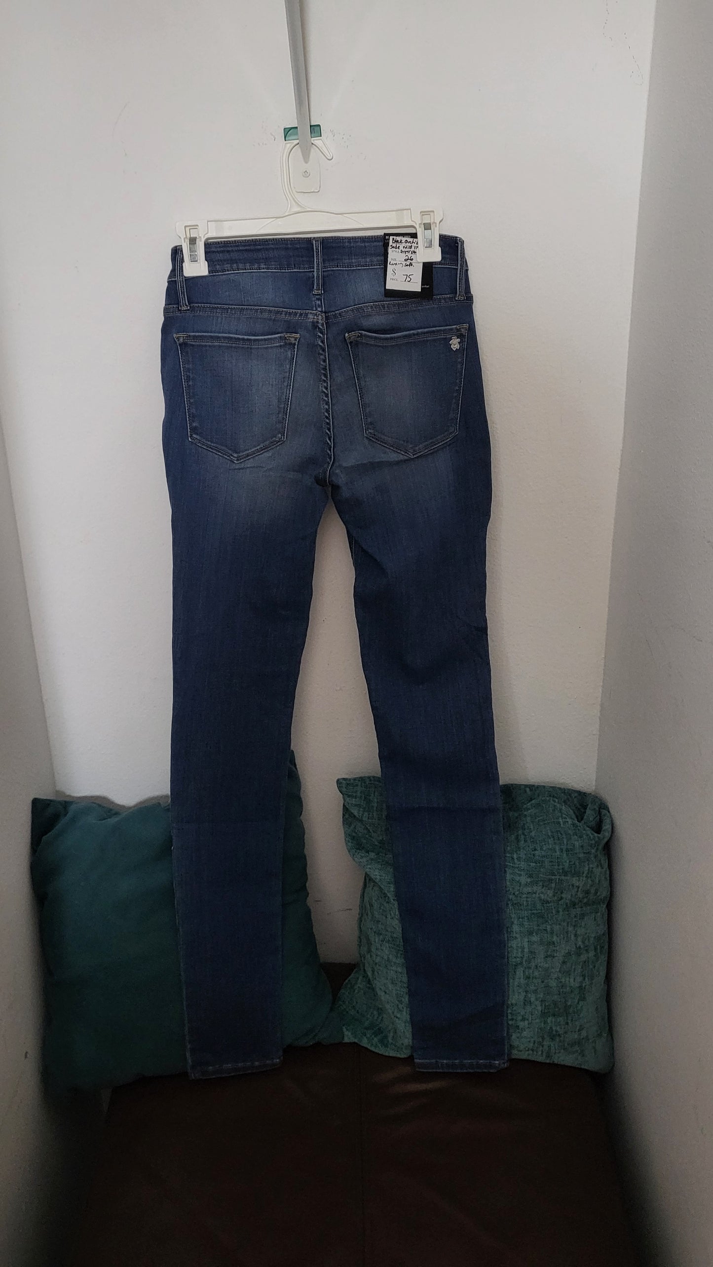 Back view of Black Orchid Gisele High Rise Skinny jeans size 26, highlighting the flattering fit and exclusive ShAesthetics design “Push My Luck"