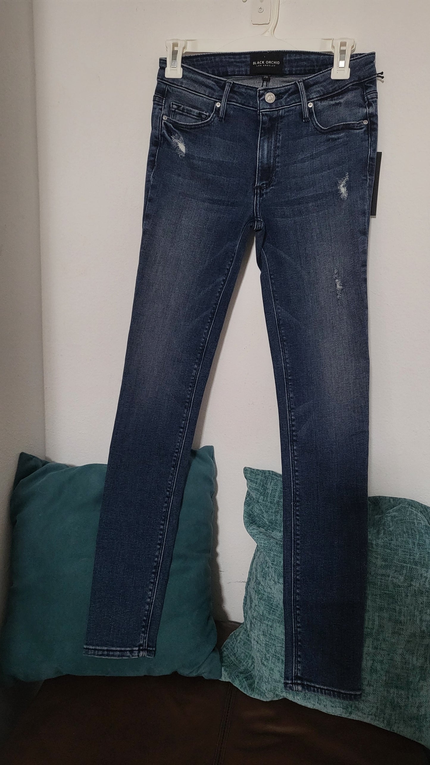 Black Orchid Jude Mid Rise Super Skinny