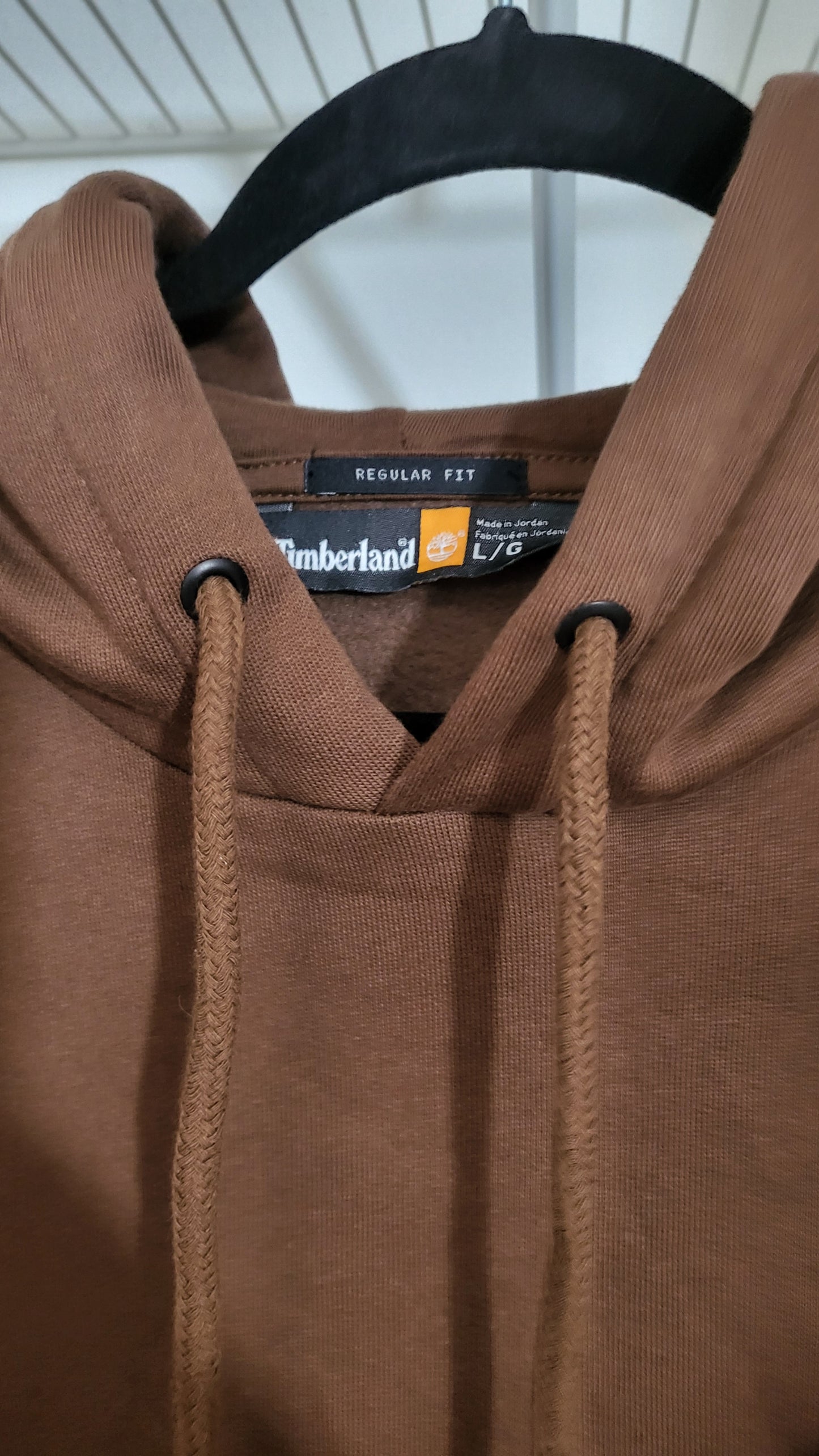 Timberland Logo Patch Pullover Hoodie – Chestnut Brown – Size L – New With Tags
