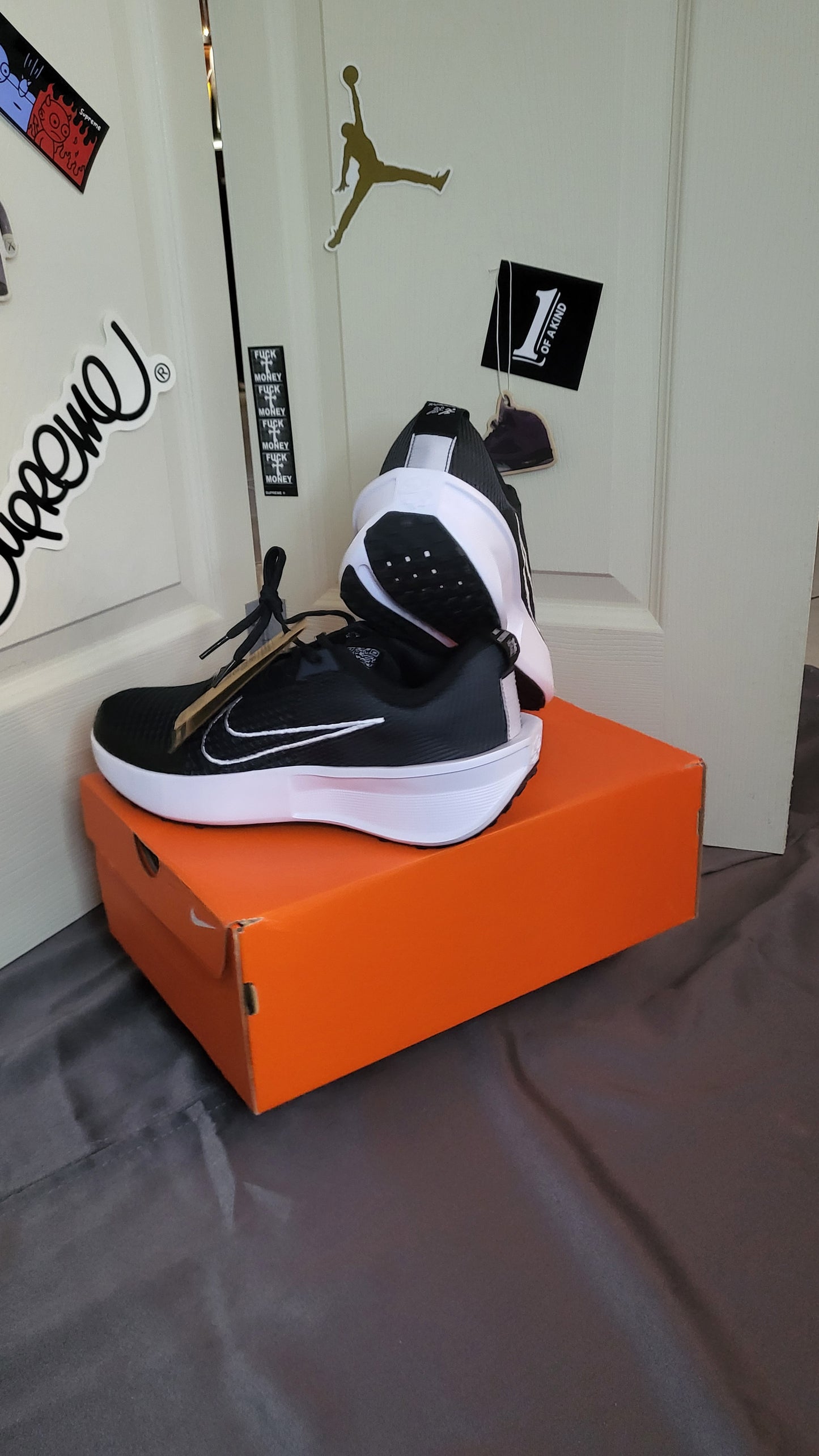 Nike Interact Run “Black/White” – Men’s Size 9.5 – Brand New 🚀🖤