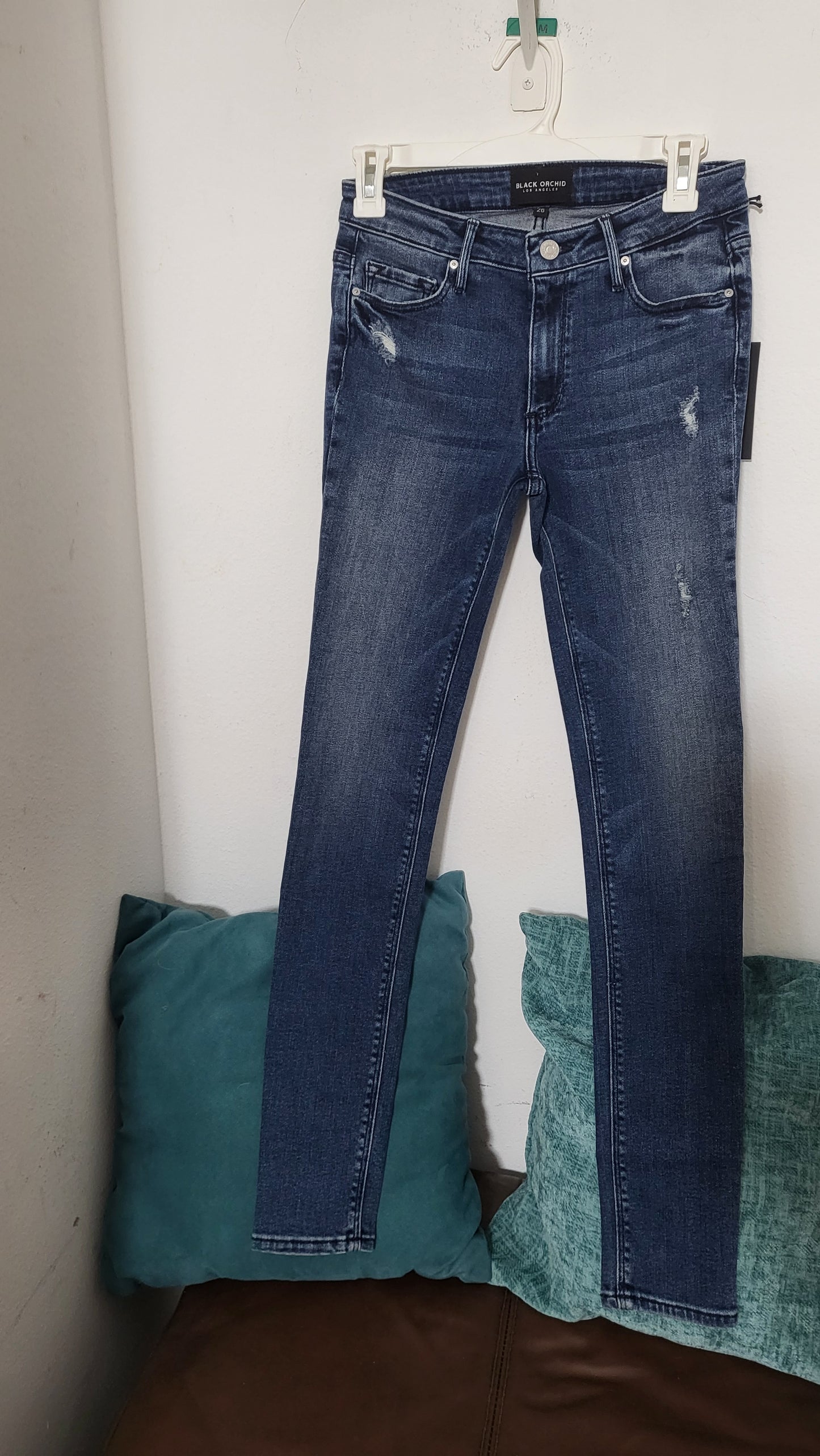 Black Orchid Jude Mid Rise Super Skinny