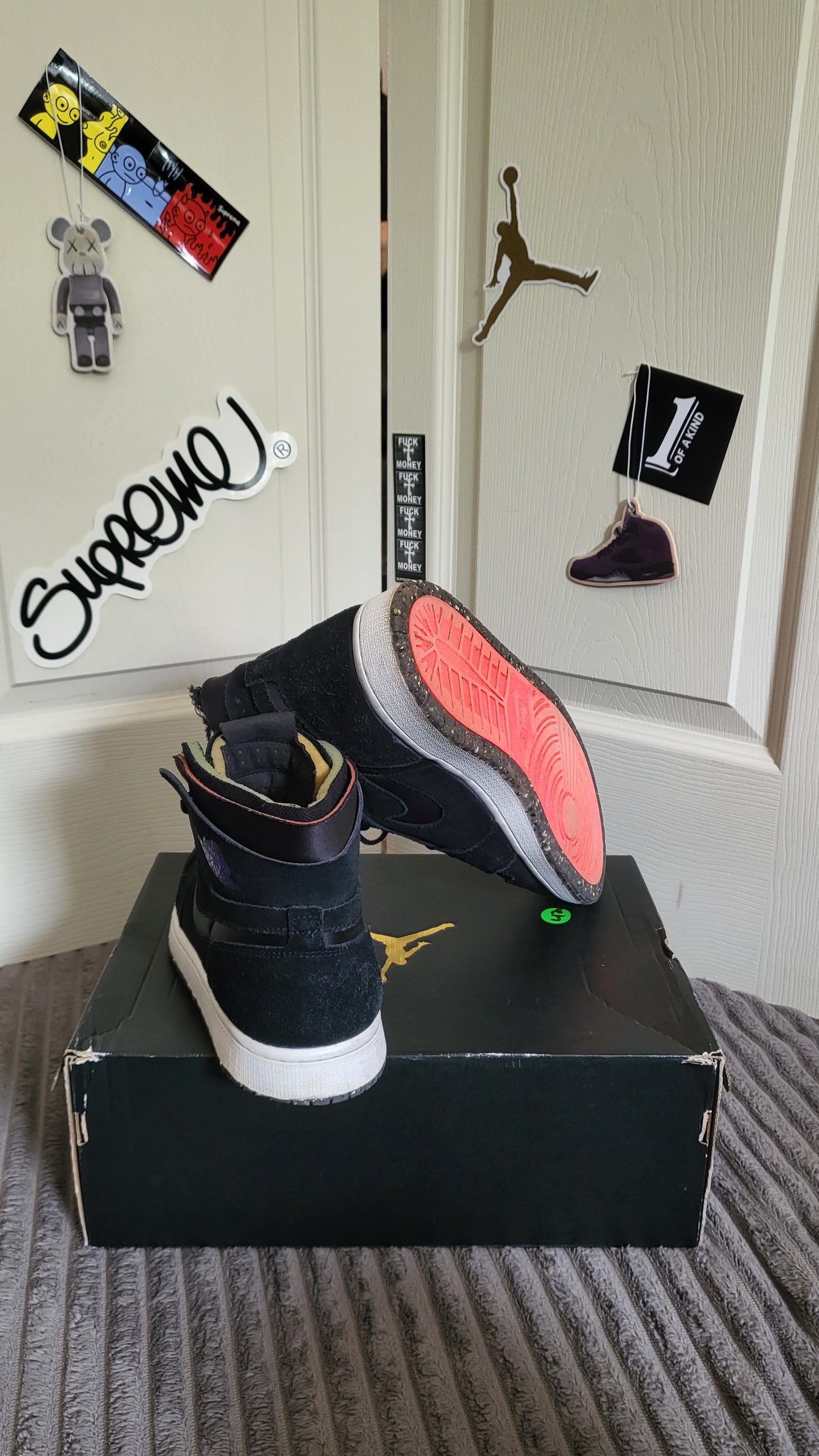 🔥 Air Jordan 1 Mid SE “Black/Anthracite/Purple” – Size 10 – Lightly Worn 🔥