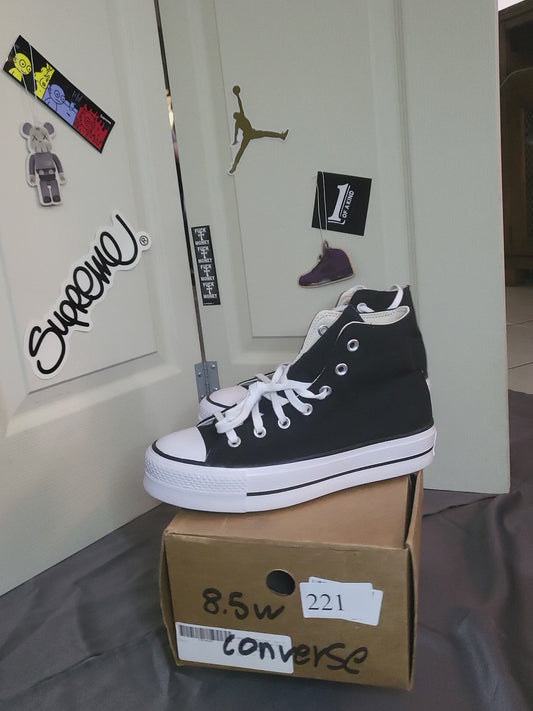 Women’s Converse Chuck Taylor All Star High Top in Black, size 8.5, brand new in box