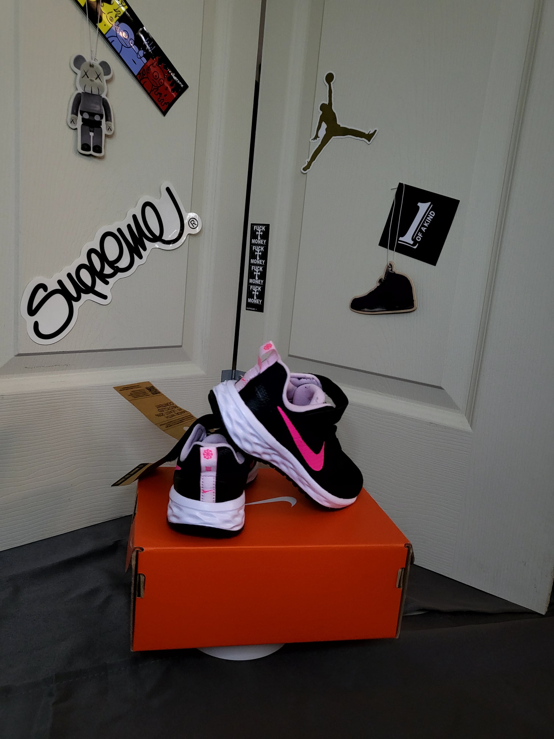 Nike Revolution 6 NN kids shoes in black and pink, size 10C, brand new in box